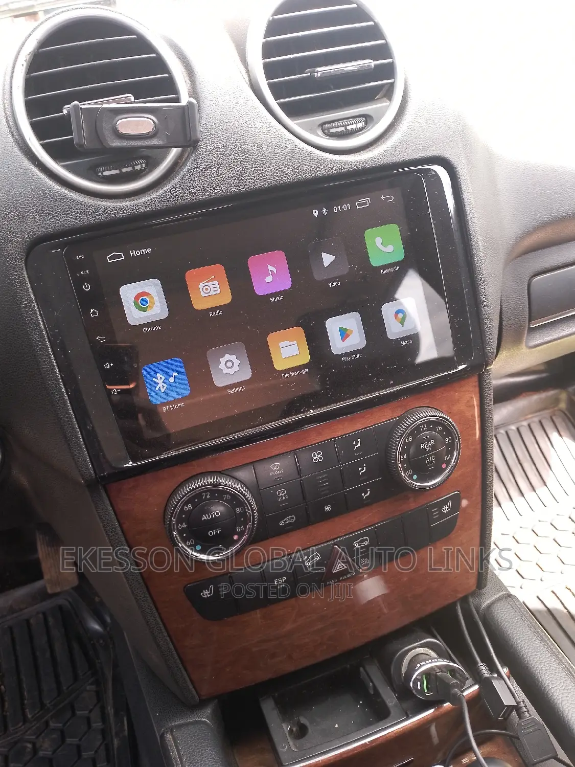 ML 350 Android Screen With Rear Camera and GPS