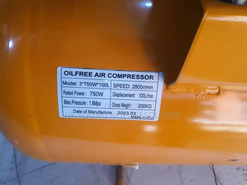 Three Head Air Compressor Machine Oil Free