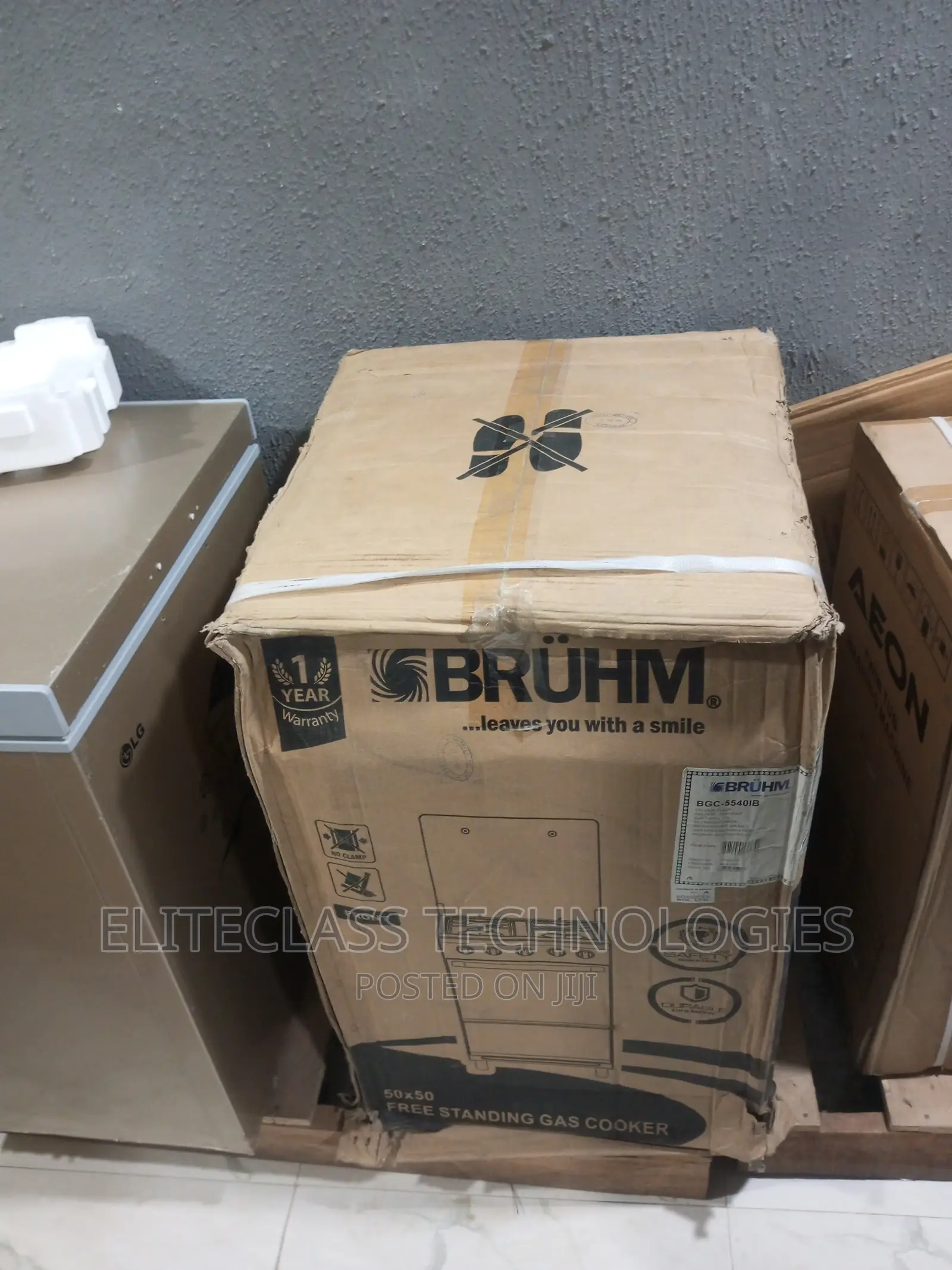 Glass Lip Bruhm Gas Cooker BGC-55401b
