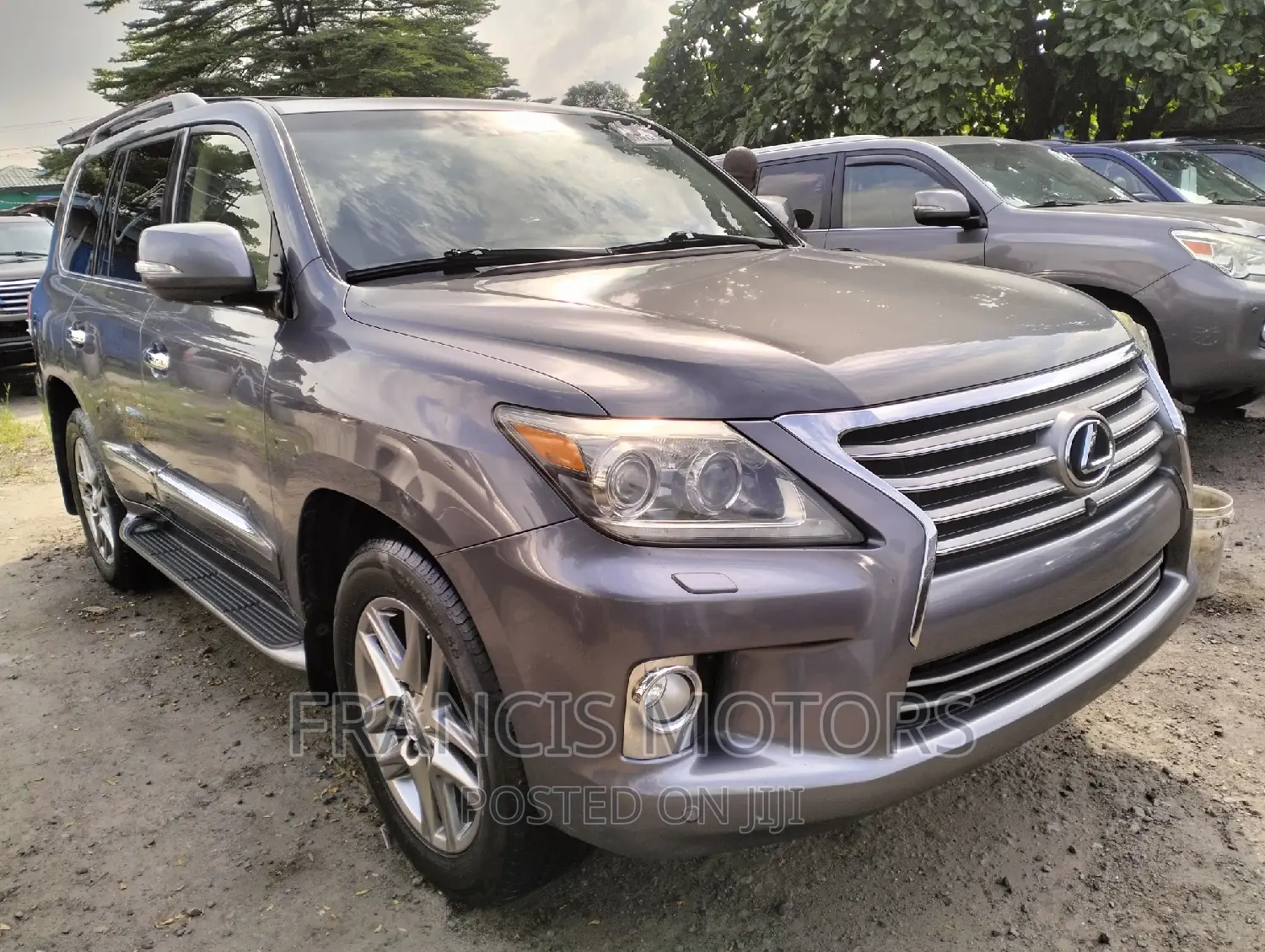 Lexus LX 570 AWD 2015 Gray