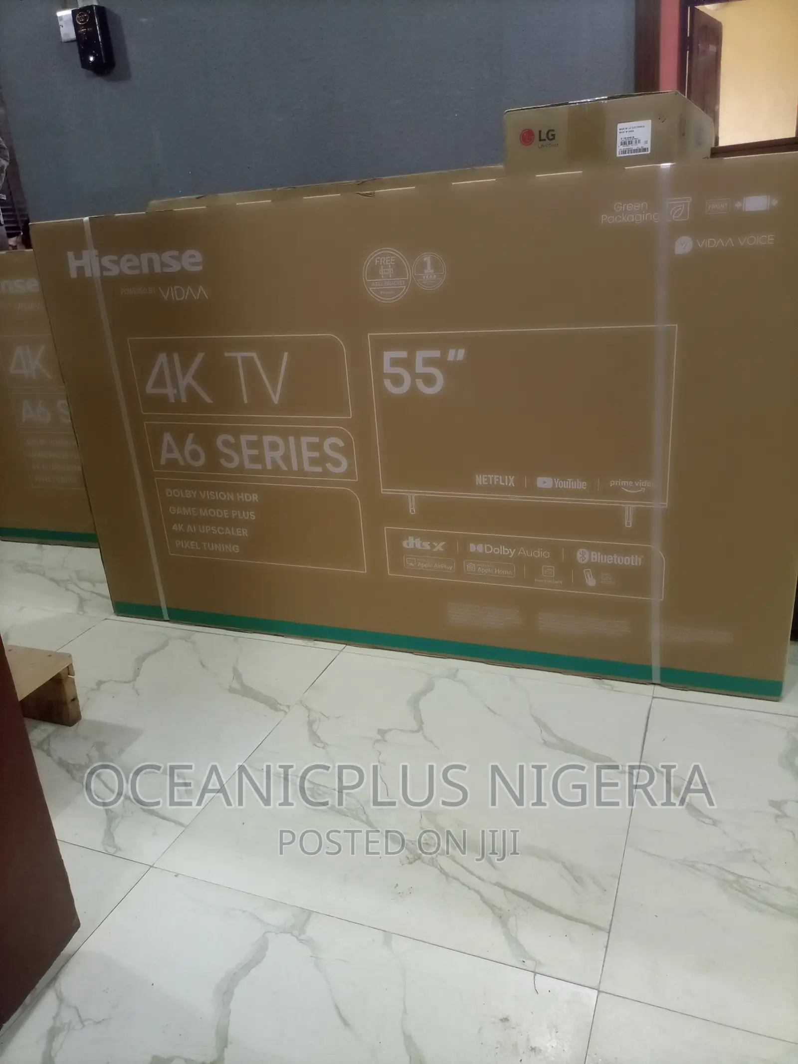 Unique 55inch Hisense Uhd Smart TV