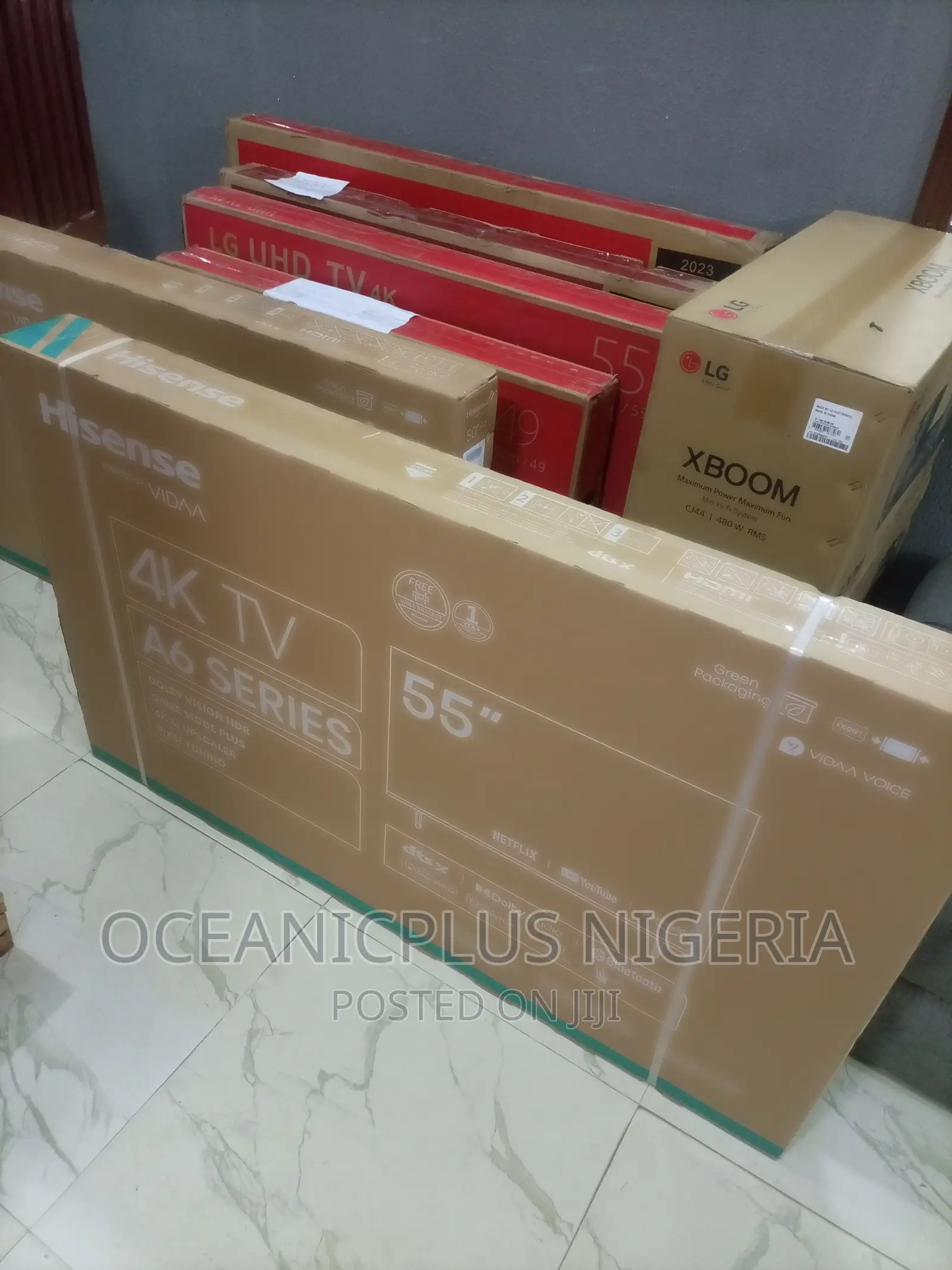 Smart) 55inch Hisense TV