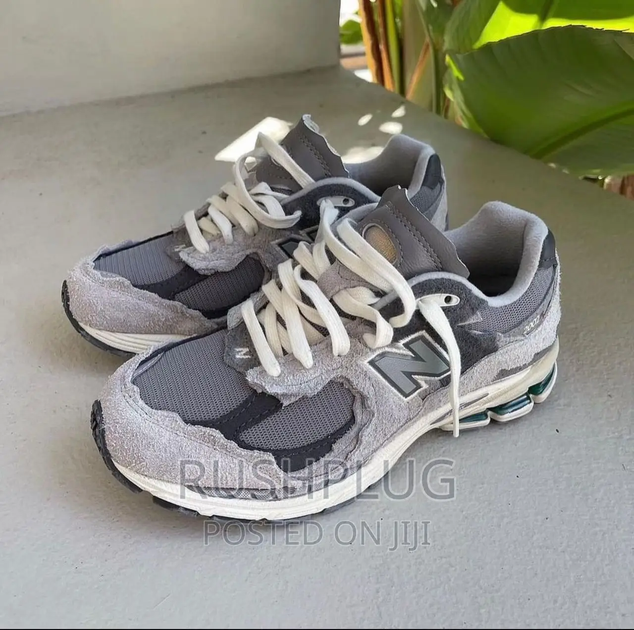 Quality New Balance 2002R “Protection Pack” Sneakers