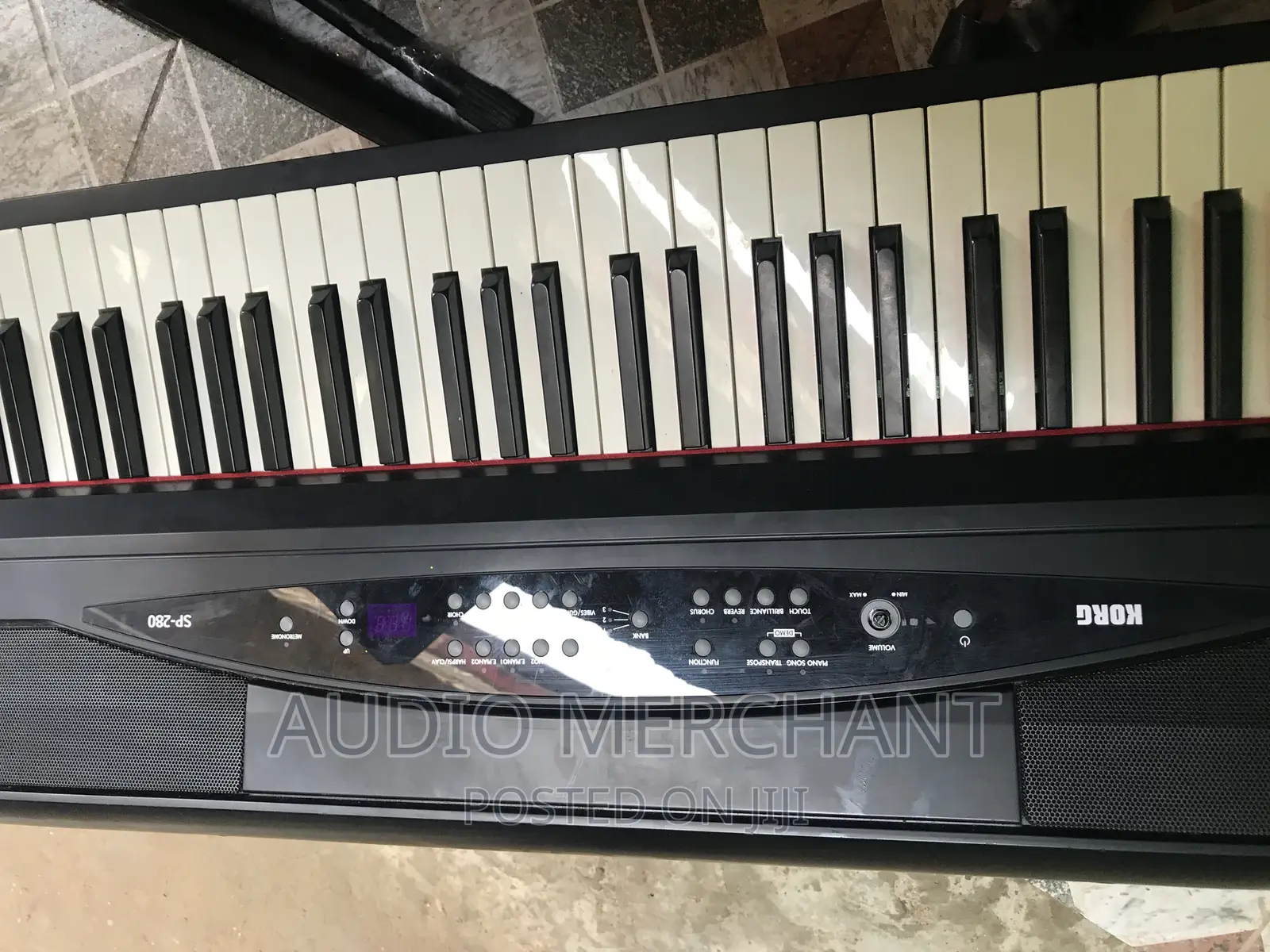 Korg SP 280 Digital Piano