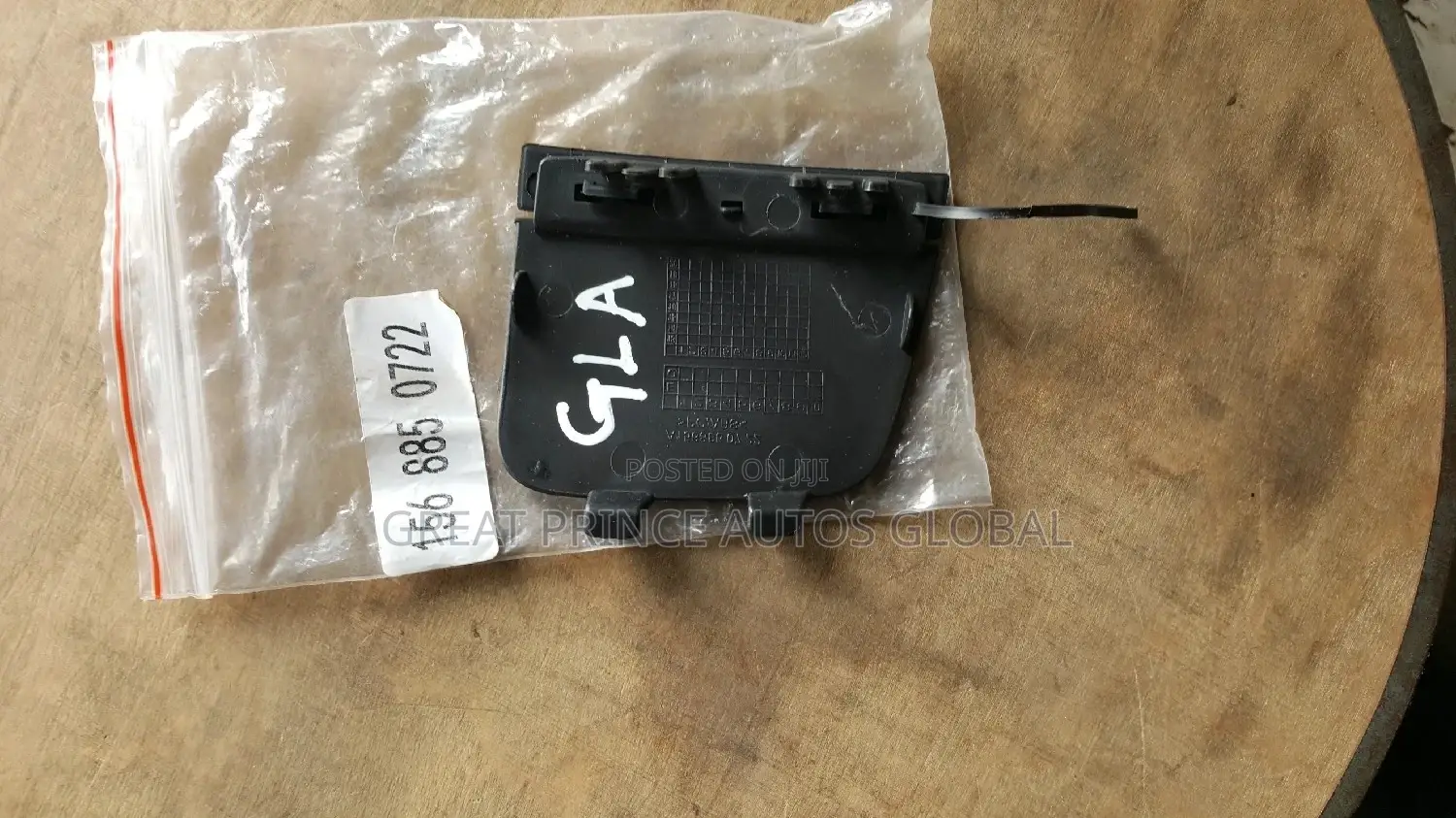 Front Bumper Towing Cover CLA250 156