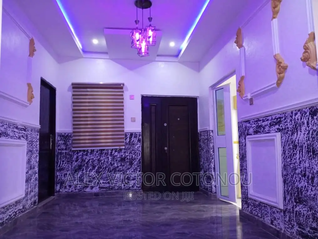 Pop Installation, Wall Screeding And Inside Decorations