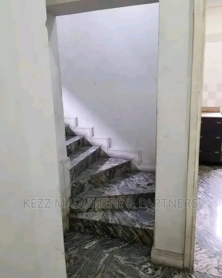 4bdrm Duplex in Dr Peter Odili, Port for sale