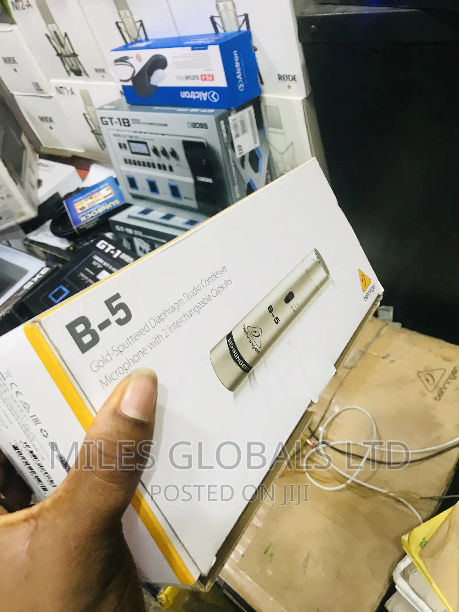 Behringer B-5 Condenser Mic