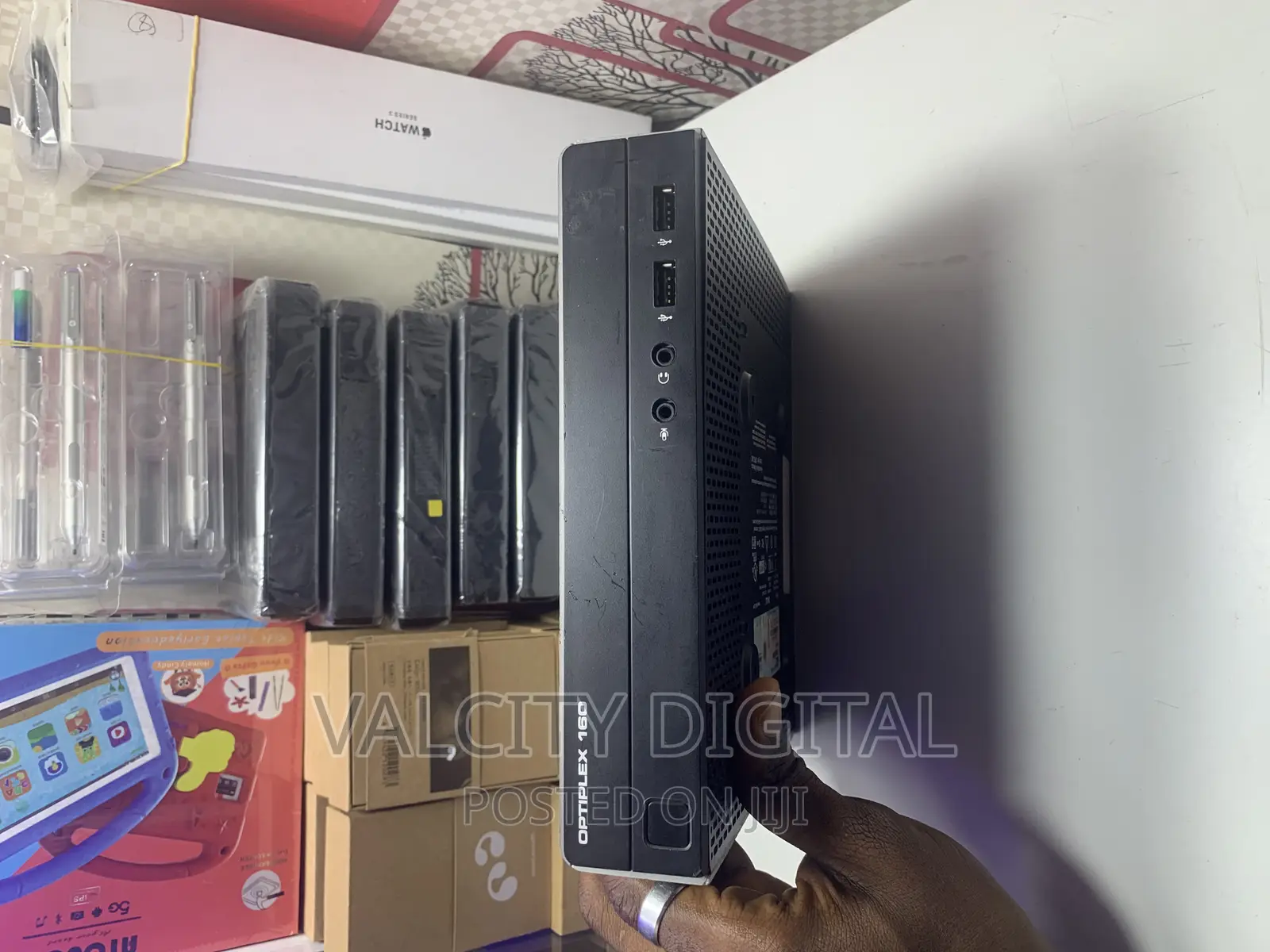 Desktop Computer Dell 4GB Intel Atom HDD 250GB