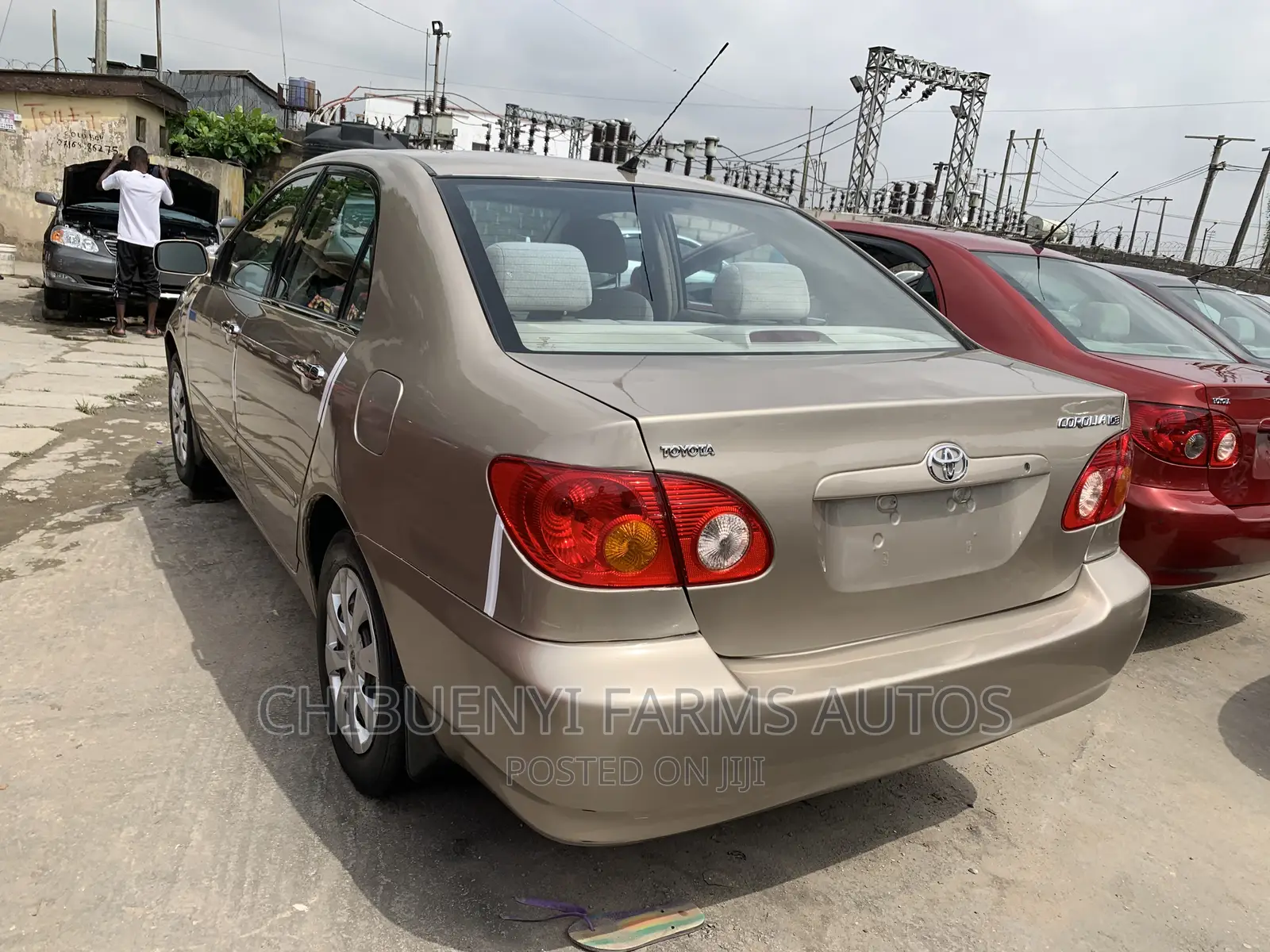 Toyota Corolla LE 2004 Gold