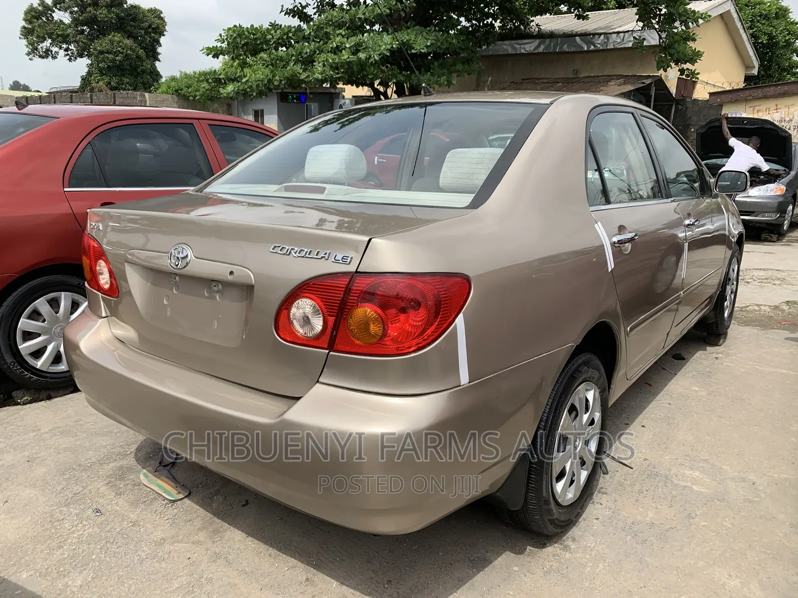 Toyota Corolla LE 2004 Gold
