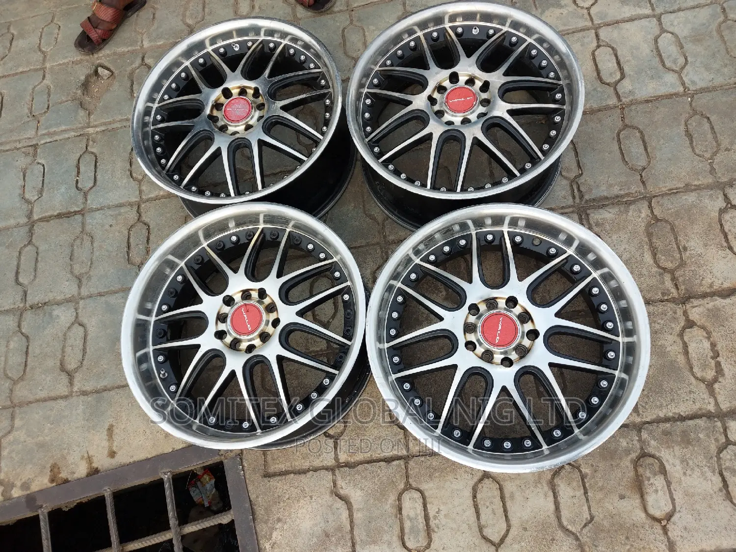 Alloyed Rim17 Multiple Holes