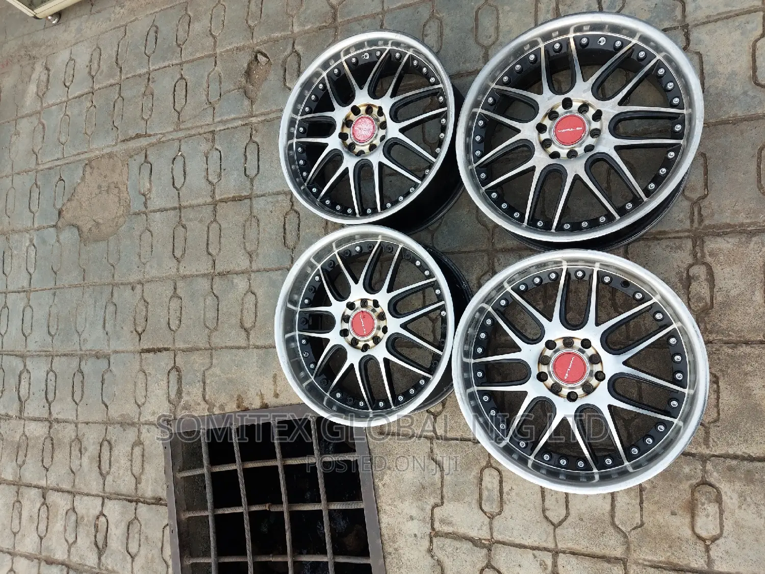 Alloyed Rim17 Multiple Holes