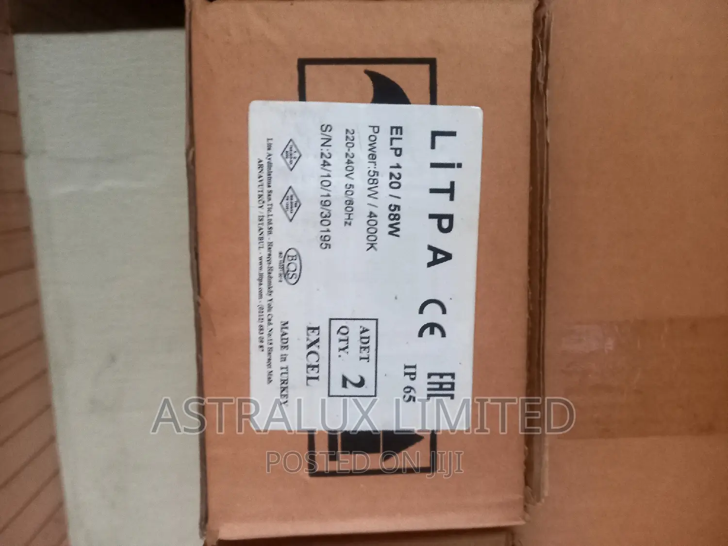 Led Weatherproof 4ft Double Fitting.Ip65 LIPITA