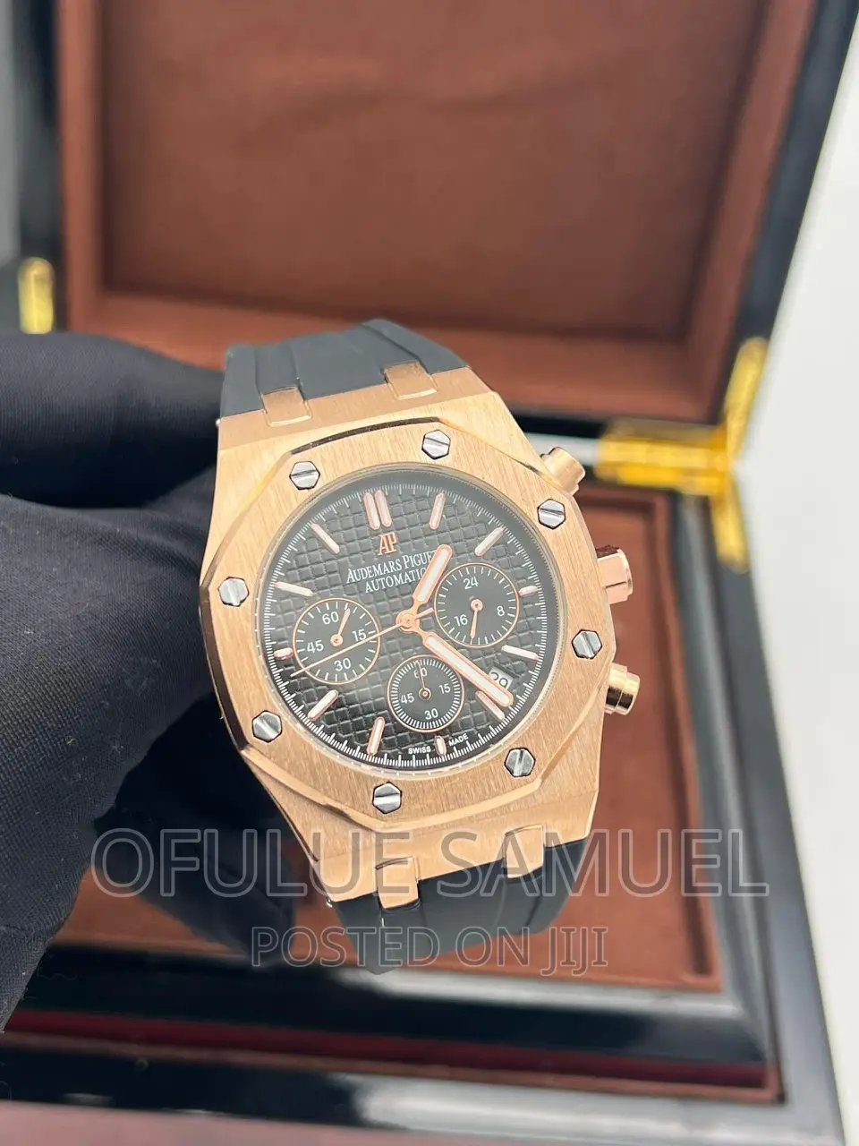 Ap Rubber Strap Wristwatch