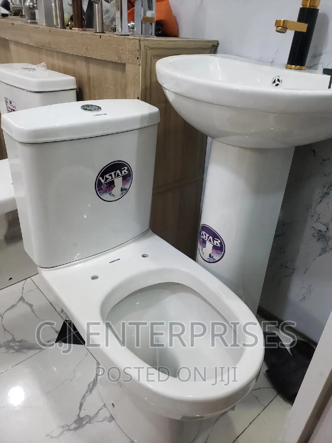 Wc Set Medium Size (Payment on Delivery)