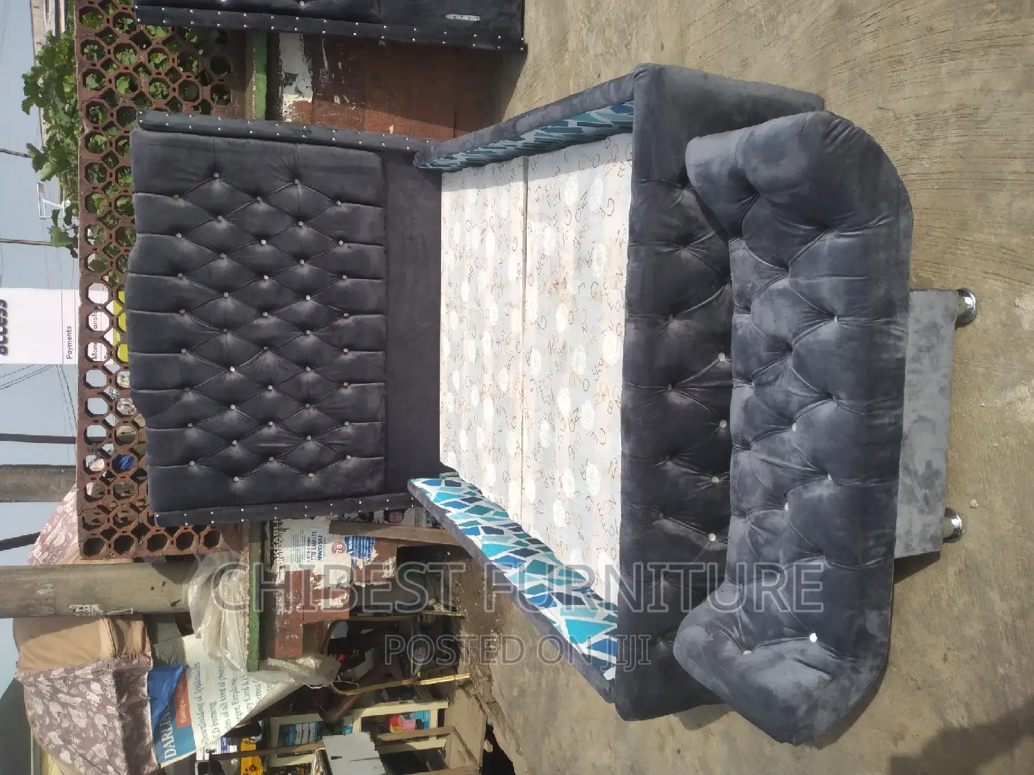 Quality 4.5by6 Upholstery Padded Bed Frame With One Footrest