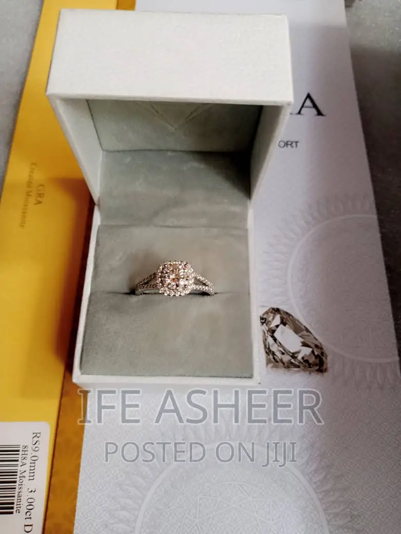 Real Mossanite Diamond Stone Proposal Ring 008 - Silver