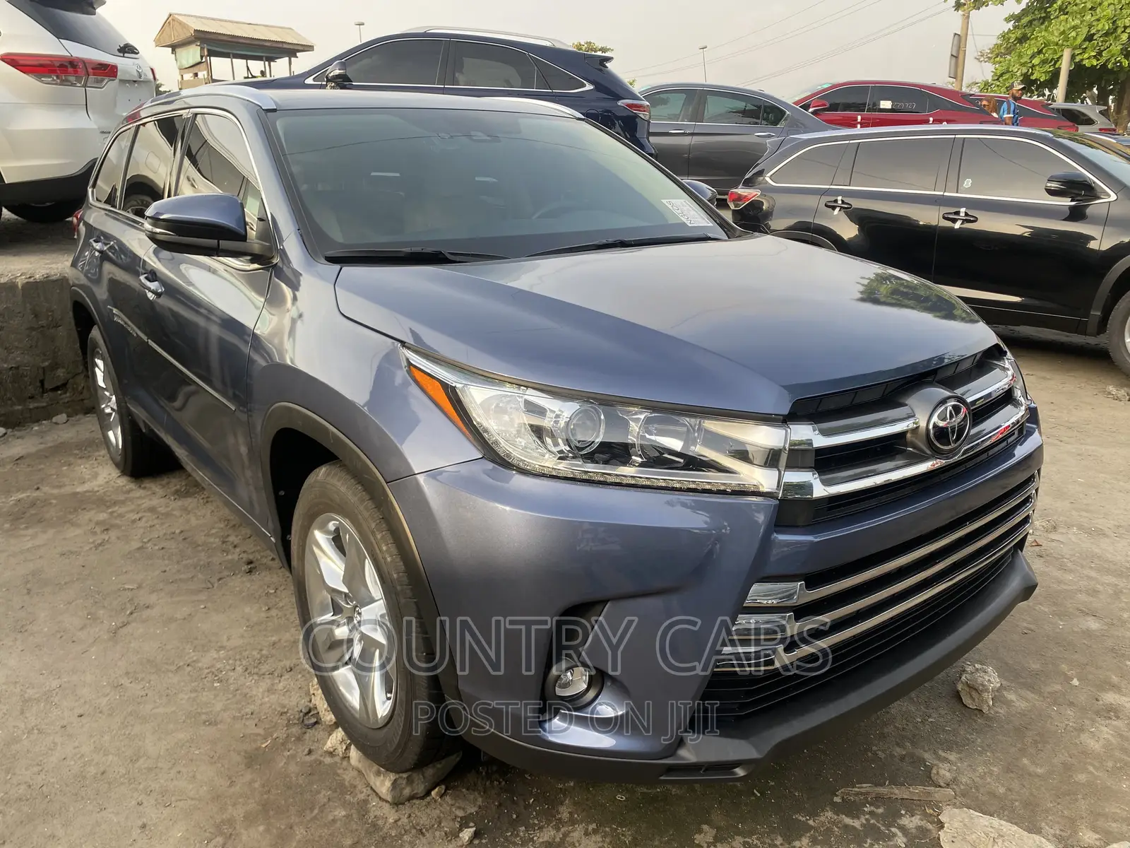 Toyota Highlander Limited 2019 Blue