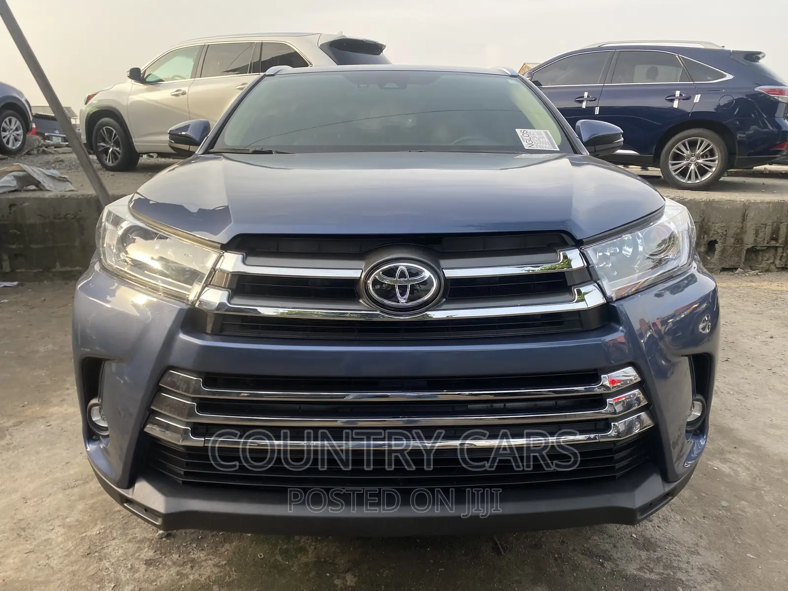 Toyota Highlander Limited 2019 Blue