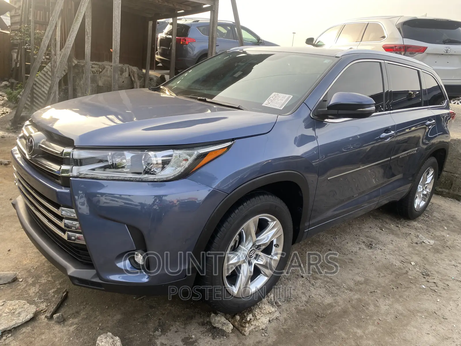 Toyota Highlander Limited 2019 Blue