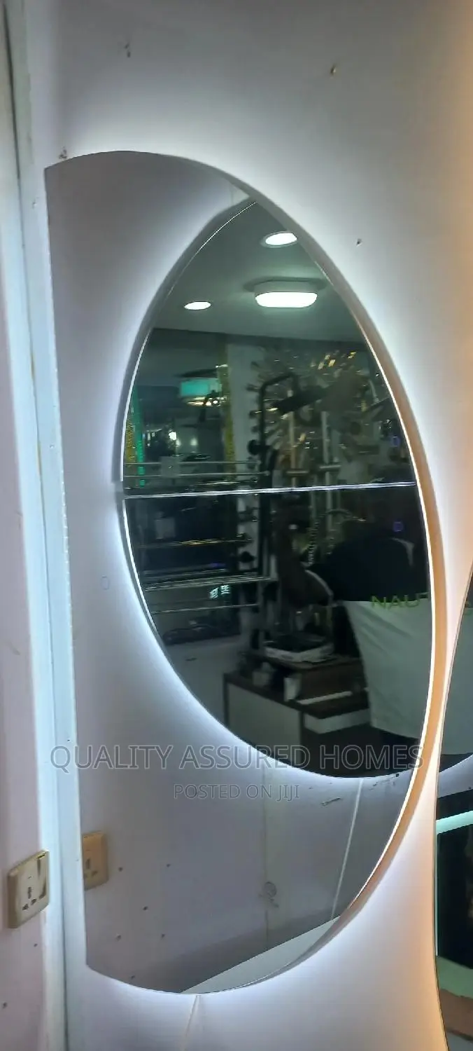 60x120 Half-Moon Mirrow 3lights