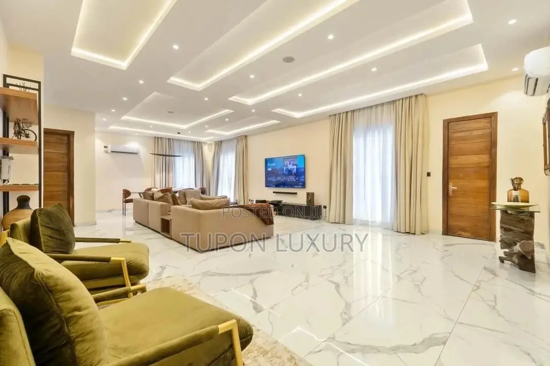 Luxury 3bedroom Penthouse in Ikoyi