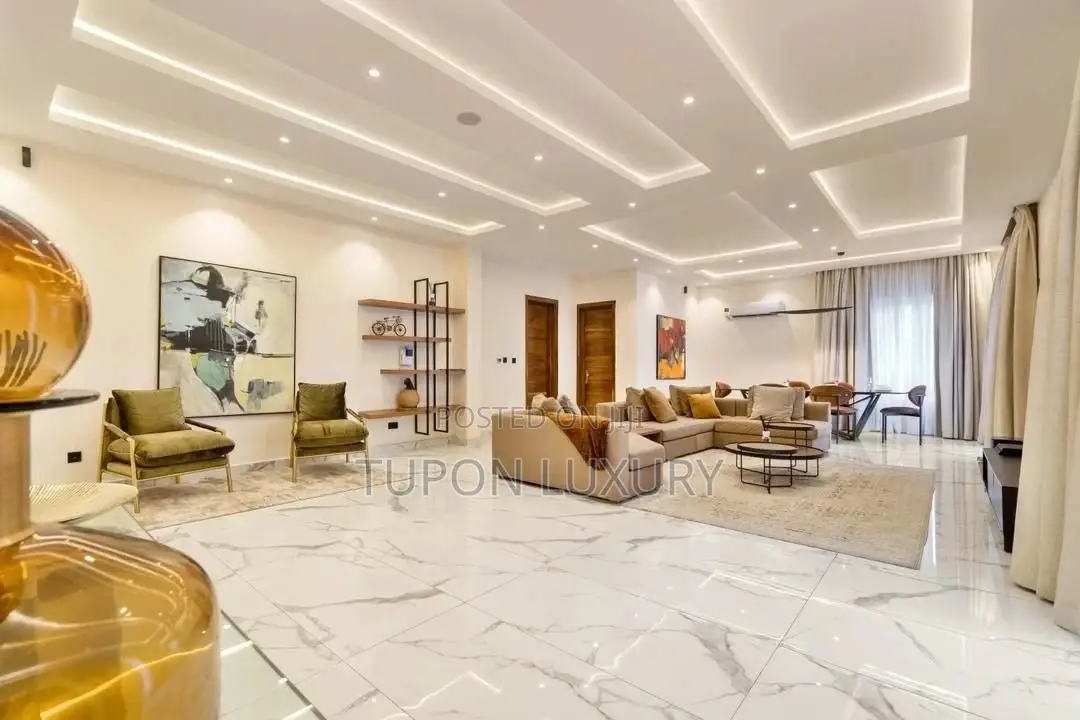 Luxury 3bedroom Penthouse in Ikoyi