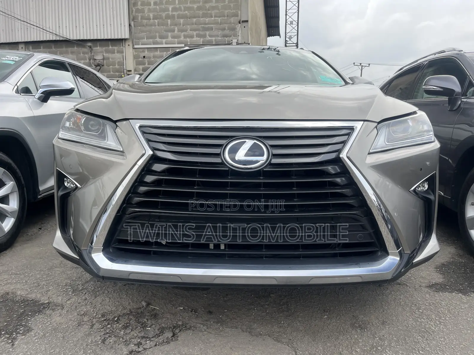 Lexus RX 350 F Sport AWD 2017 Gold