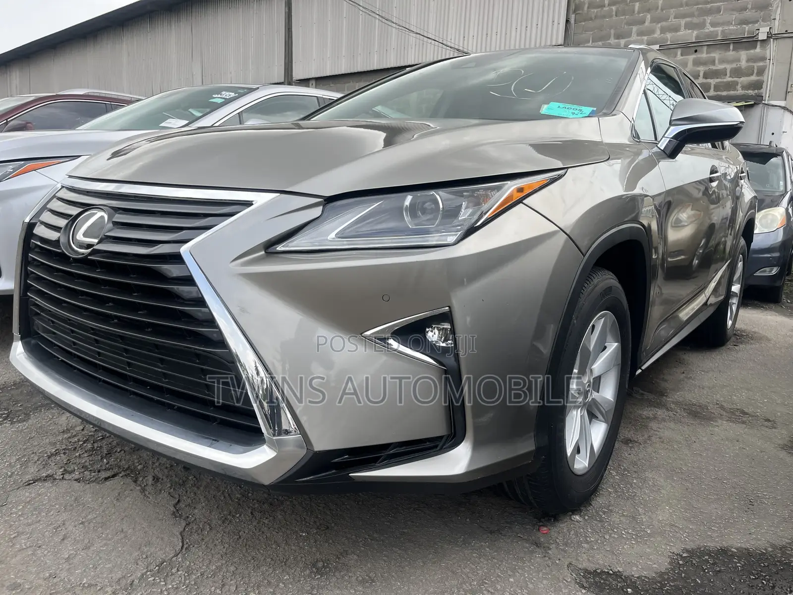 Lexus RX 350 F Sport AWD 2017 Gold