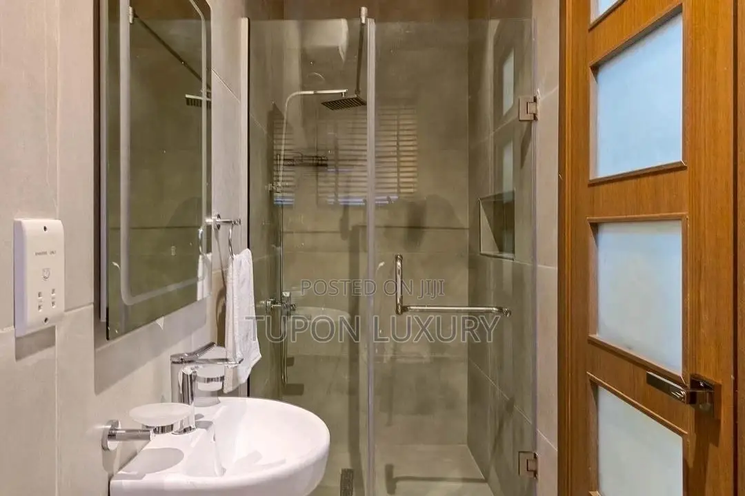 Beautiful 2bedroom Smart Home With Snooker, Pool and Gym