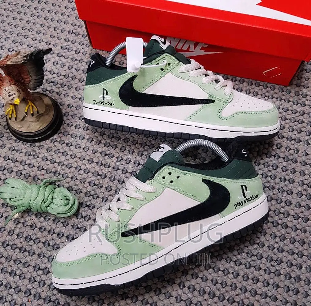 New Nike Sb Dunk Sneakers
