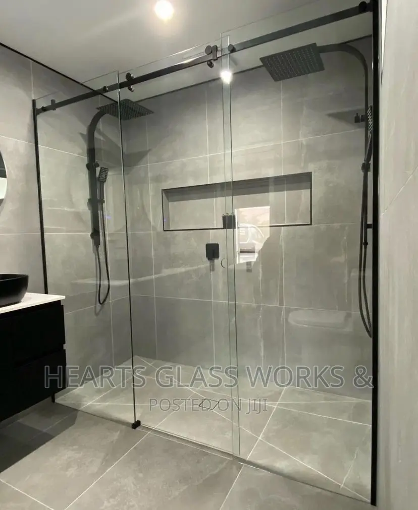 Matt Black Shower Enclosure With 10mm Tempered