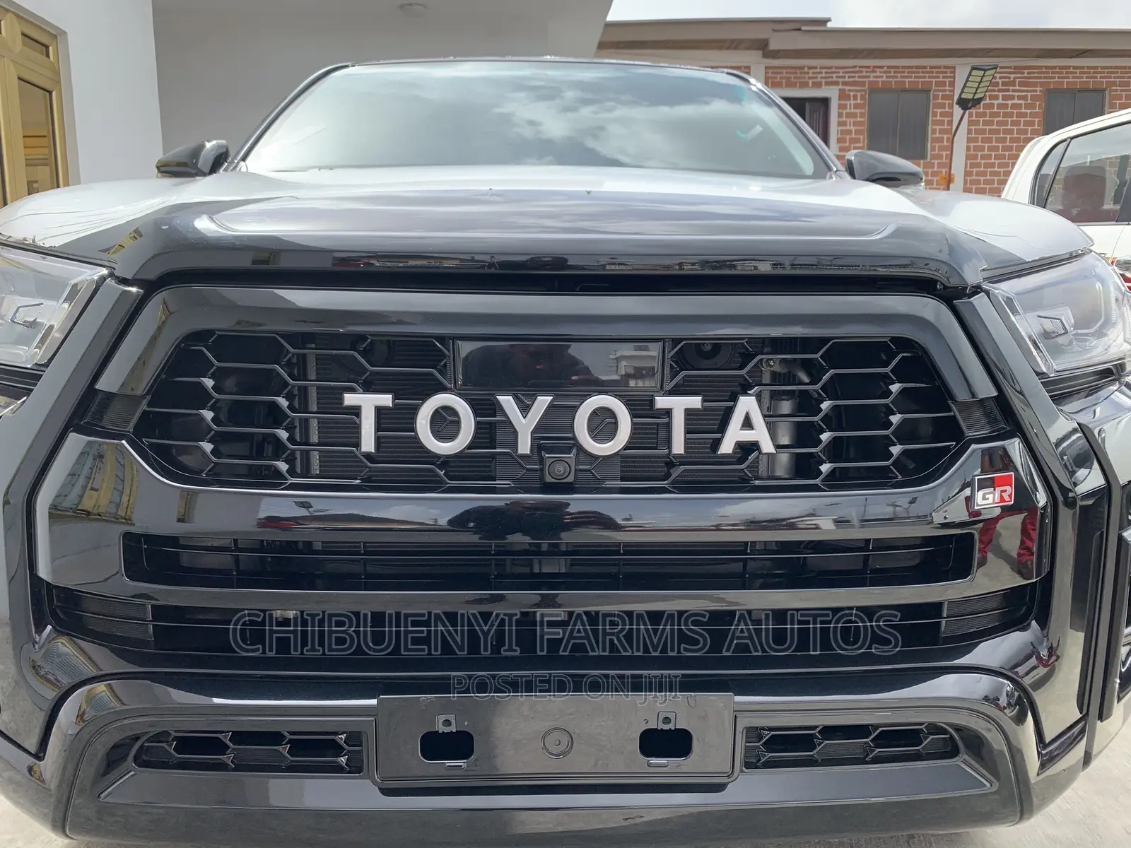 New Toyota Hilux 2023 Black
