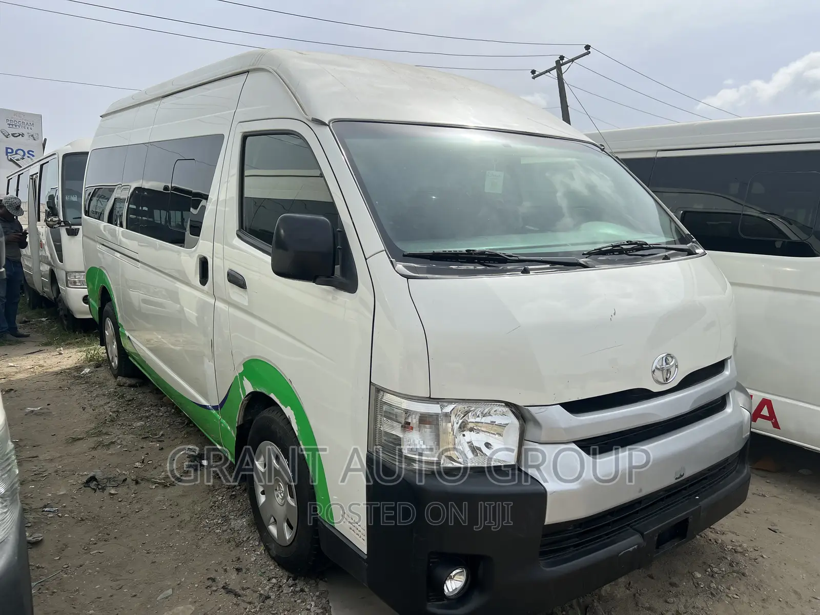 Toyota HiAce 2019 Silver