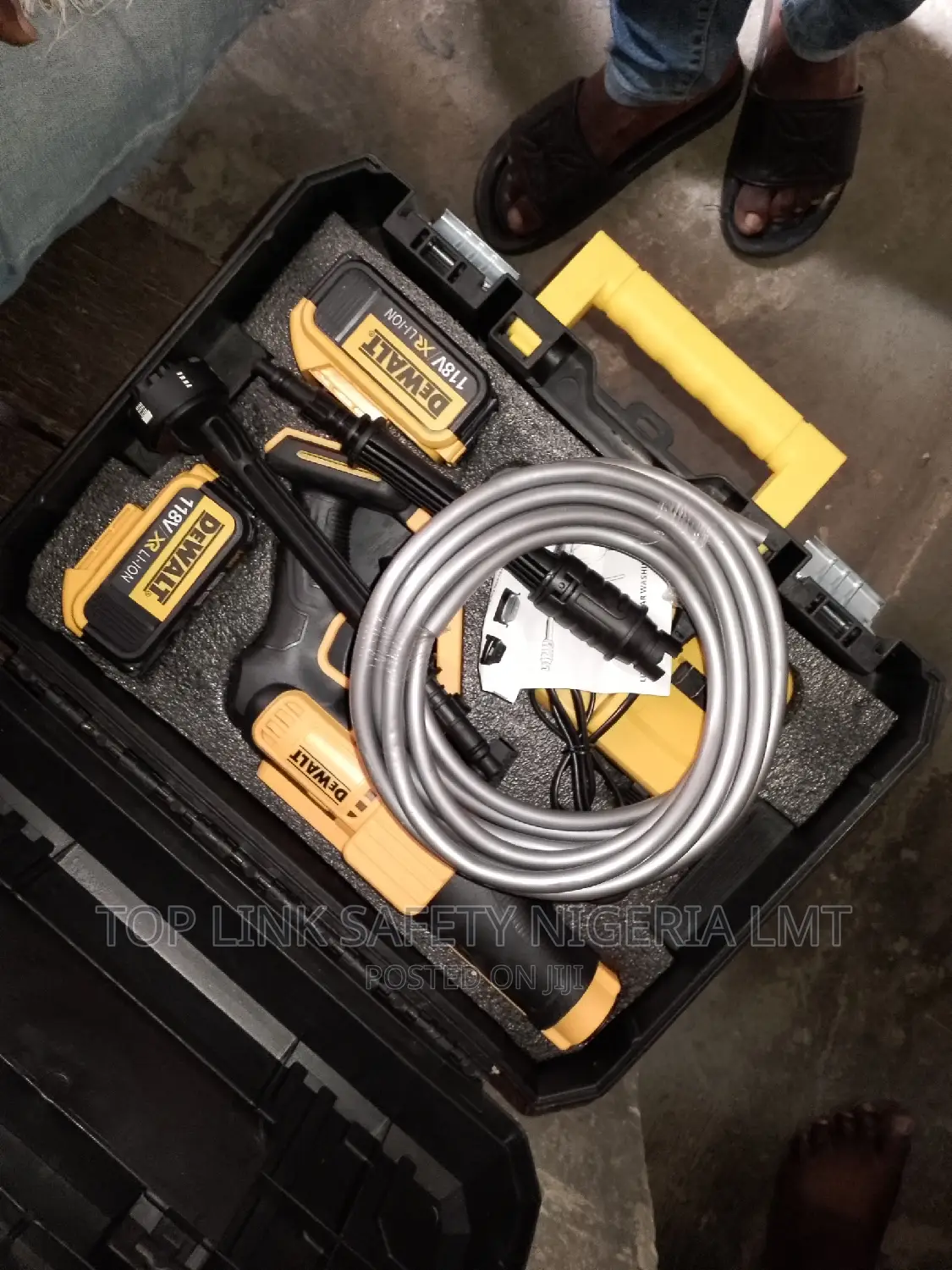 Pressure Washing Machine Gun.