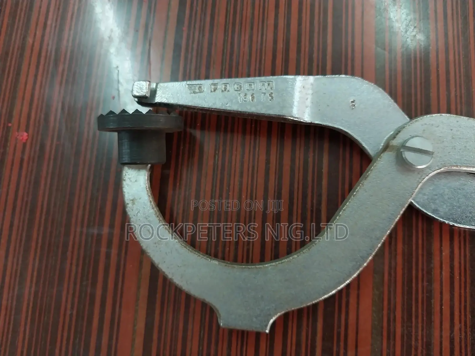 Facom Brake Spring Pliers, 350 Mm Overall, Bent Tip,83mm Jaw