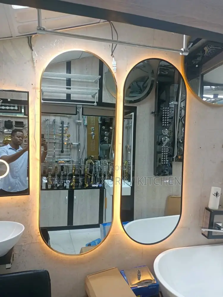 150x60cm Round Led Light Mirror With Time