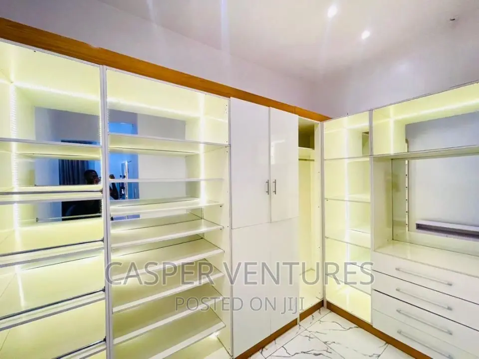 Enchanting and Cozy 4-Bedroom Duplex