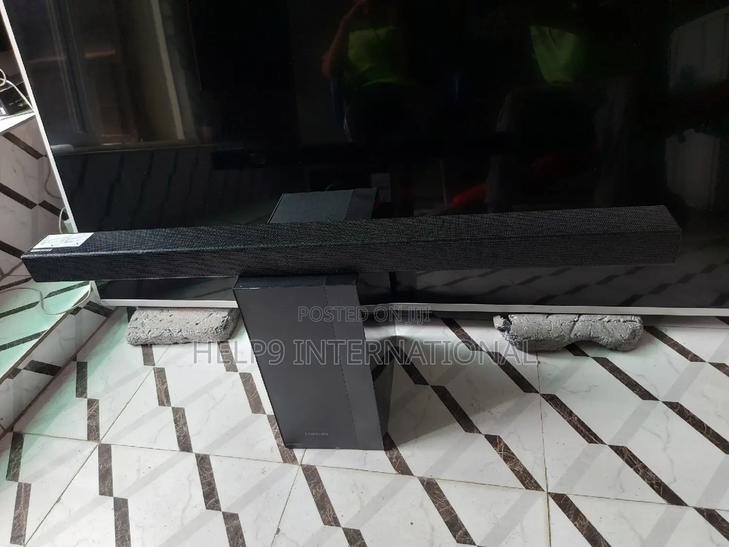 Powerful Samsung Wireless Sound Bar