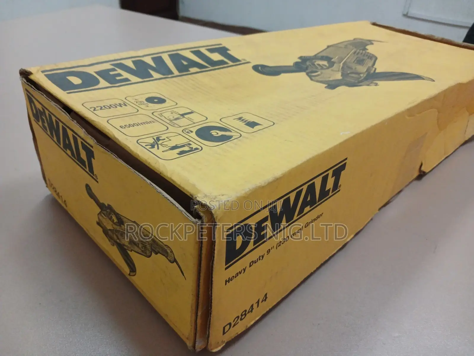 Dewalt D28414-B4 115v, 230mm,2200w Large Angle Grinder