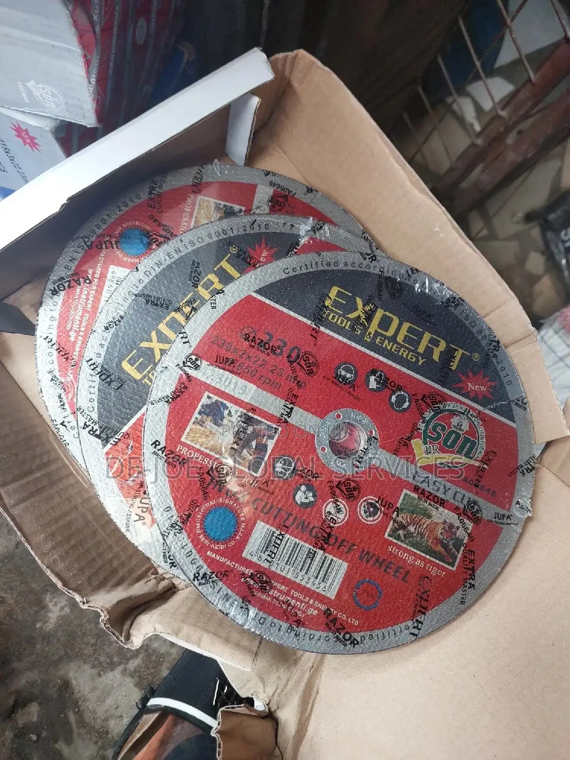 Expert Cutting Disc 9 Inches Available in Stock