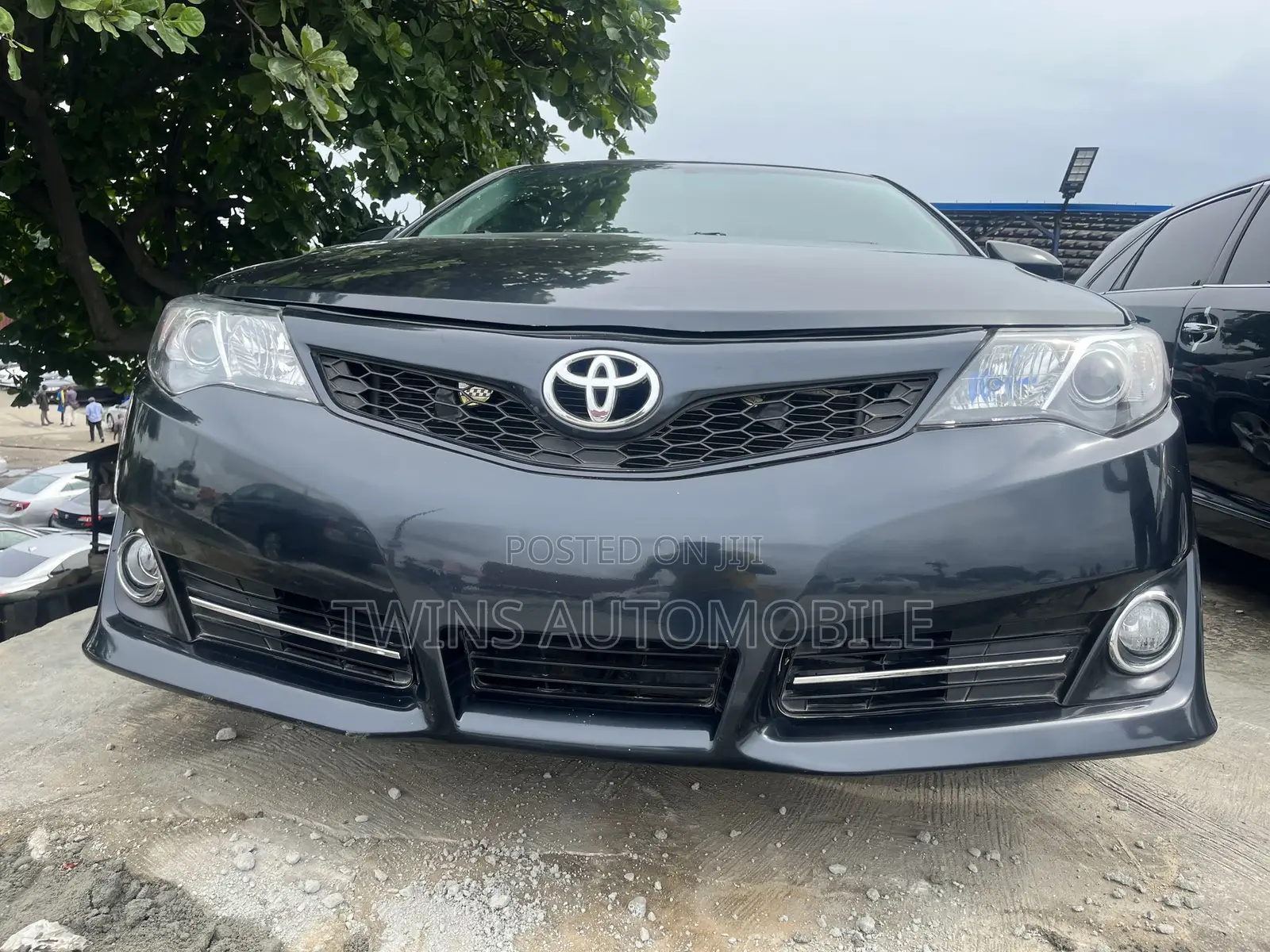 Toyota Camry 2012 Gray