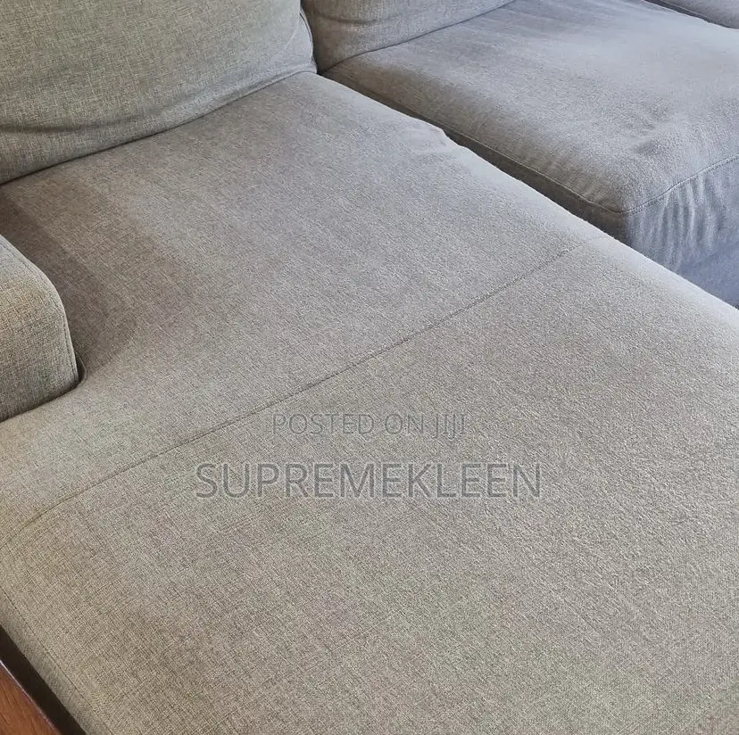 Sofa Cleaning Service And Shampooing In Lekki Ajah