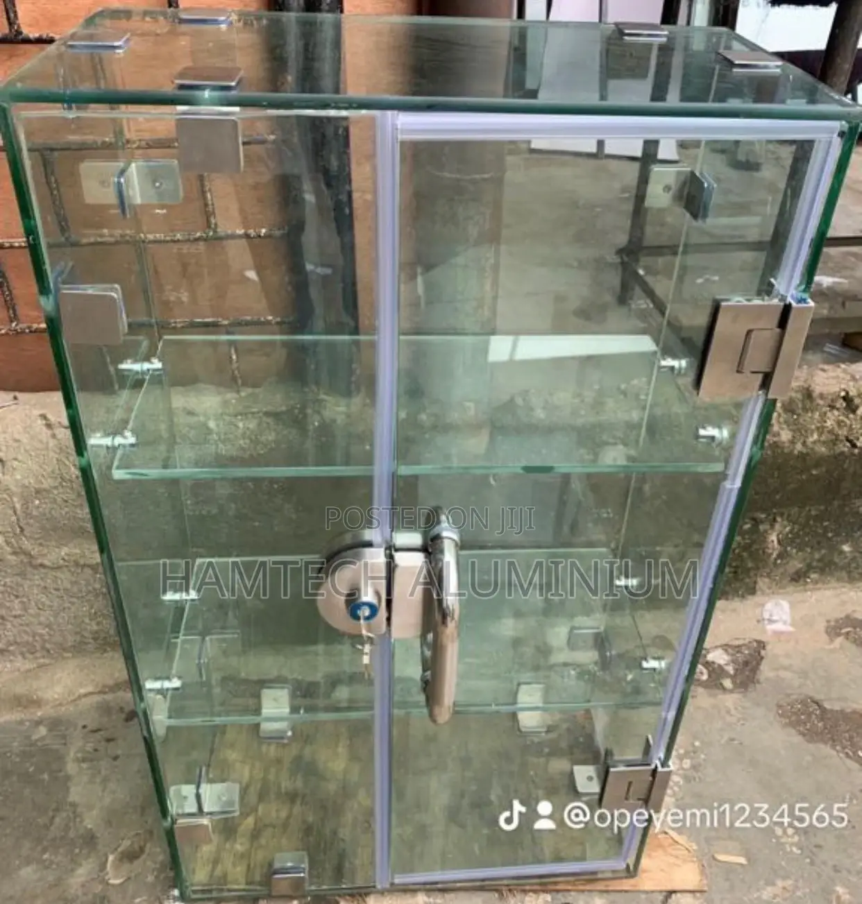 10mm Thick Tempered Jewelry’S Show Glass
