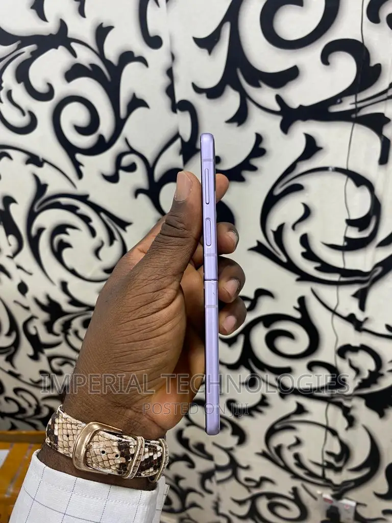 Samsung Galaxy Z Flip3 5G 128 GB Purple