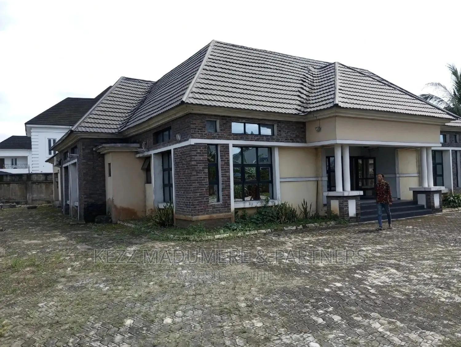 4bdrm Bungalow in Treasure Avenue,, Port-Harcourt for sale
