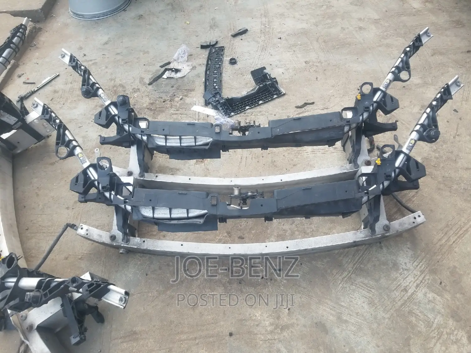 Cla250/Gla250 Complete Front Court