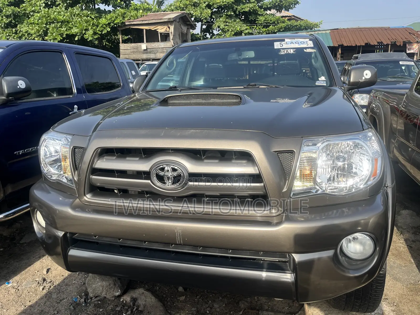 Toyota Tacoma Double Cab V6 2011 Gray