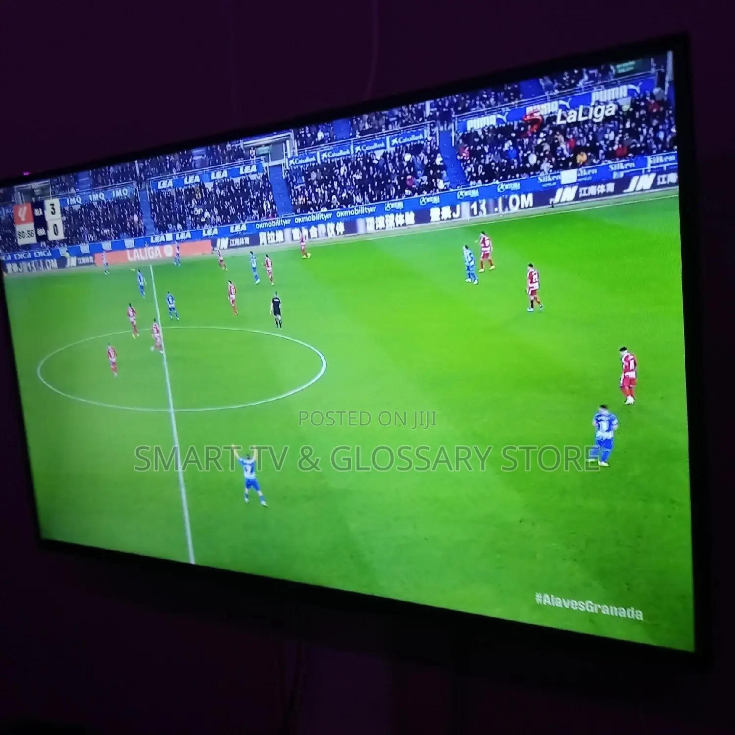 Samsung 32" Inches UHD TV , Amount